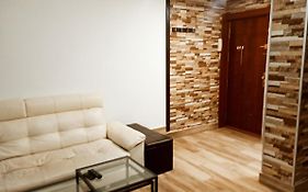 Precioso Apartamento 3 Habitaciones. Con Patio.